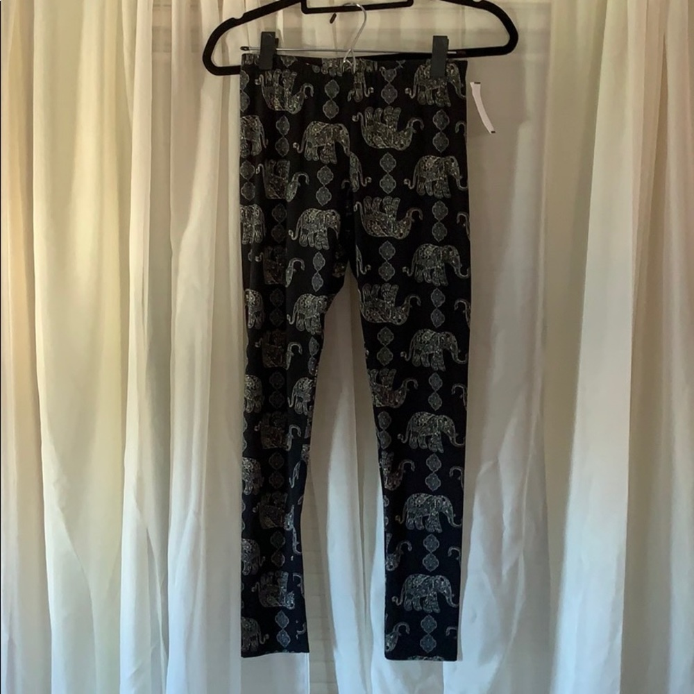 Black Elephant Print Leggings